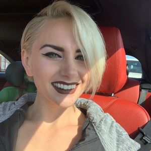 Meet your Posher, Meredith